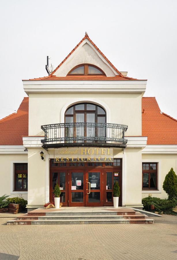 Hotel Palacyk Konin Eksteriør billede