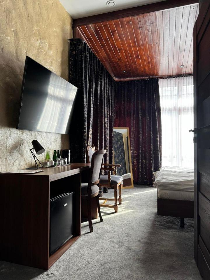 Hotel Palacyk Konin Eksteriør billede